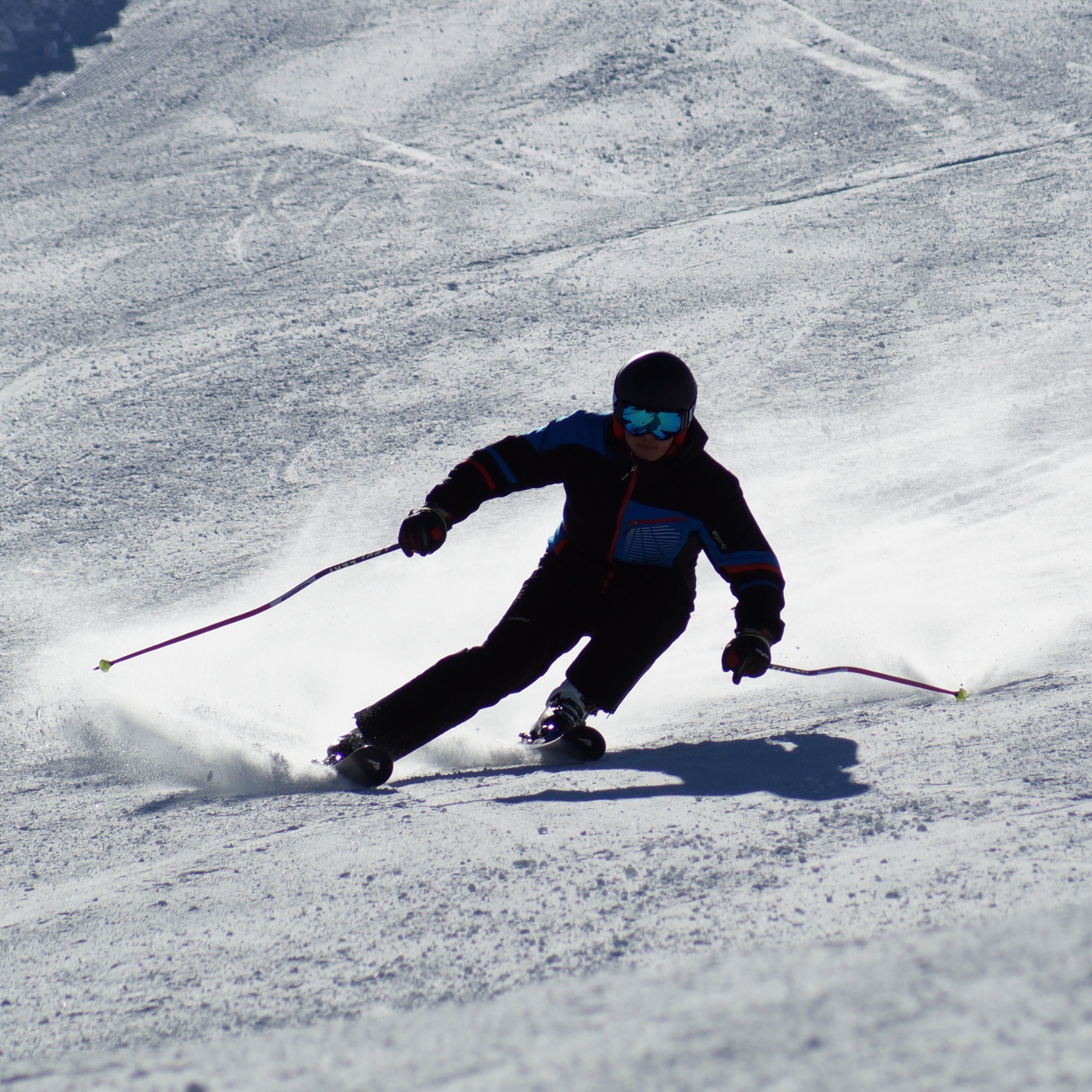Matej Najman Carving